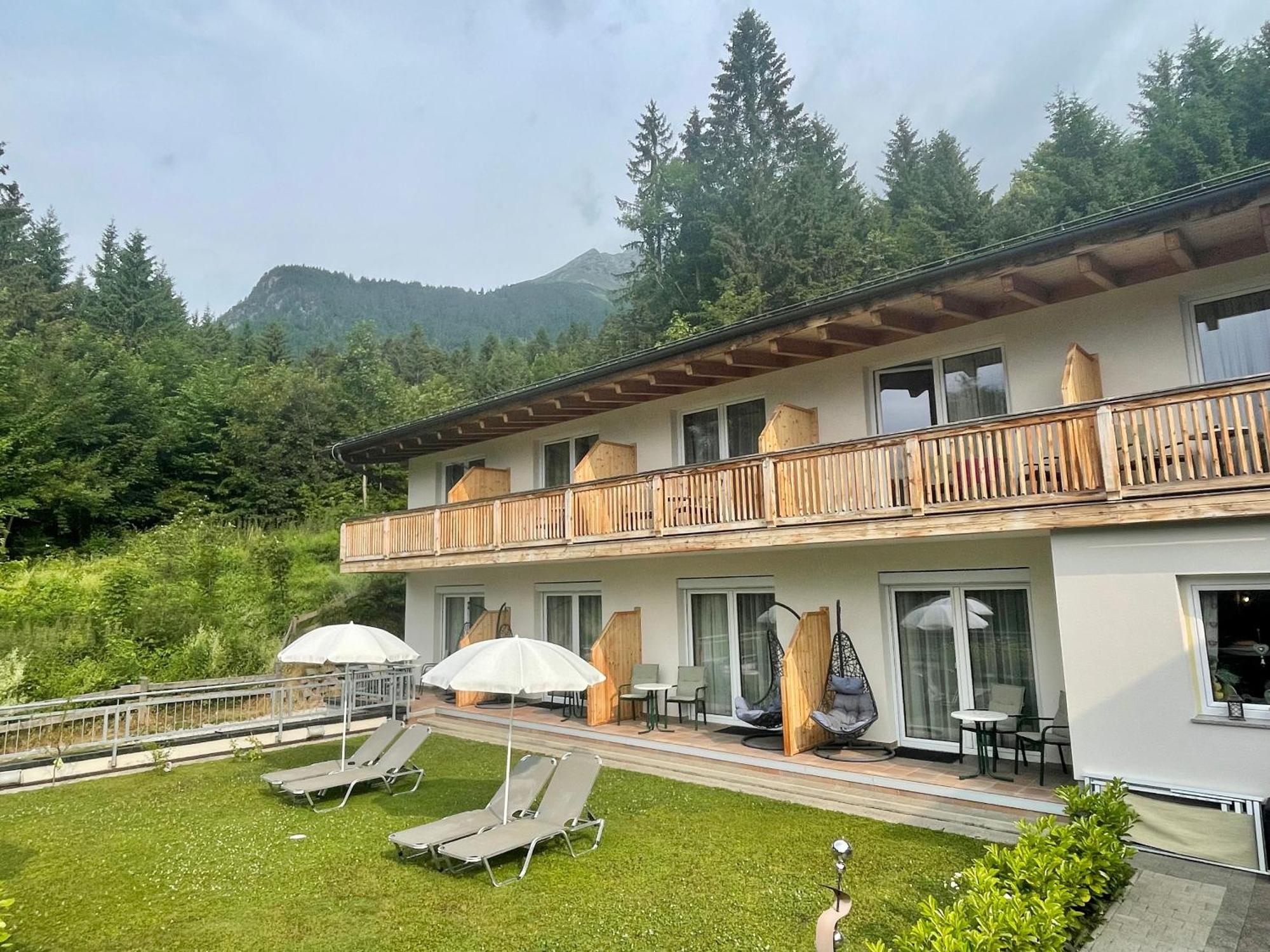 Sweet Cherry - Boutique & Guesthouse Tyrol Innsbruck Extérieur photo